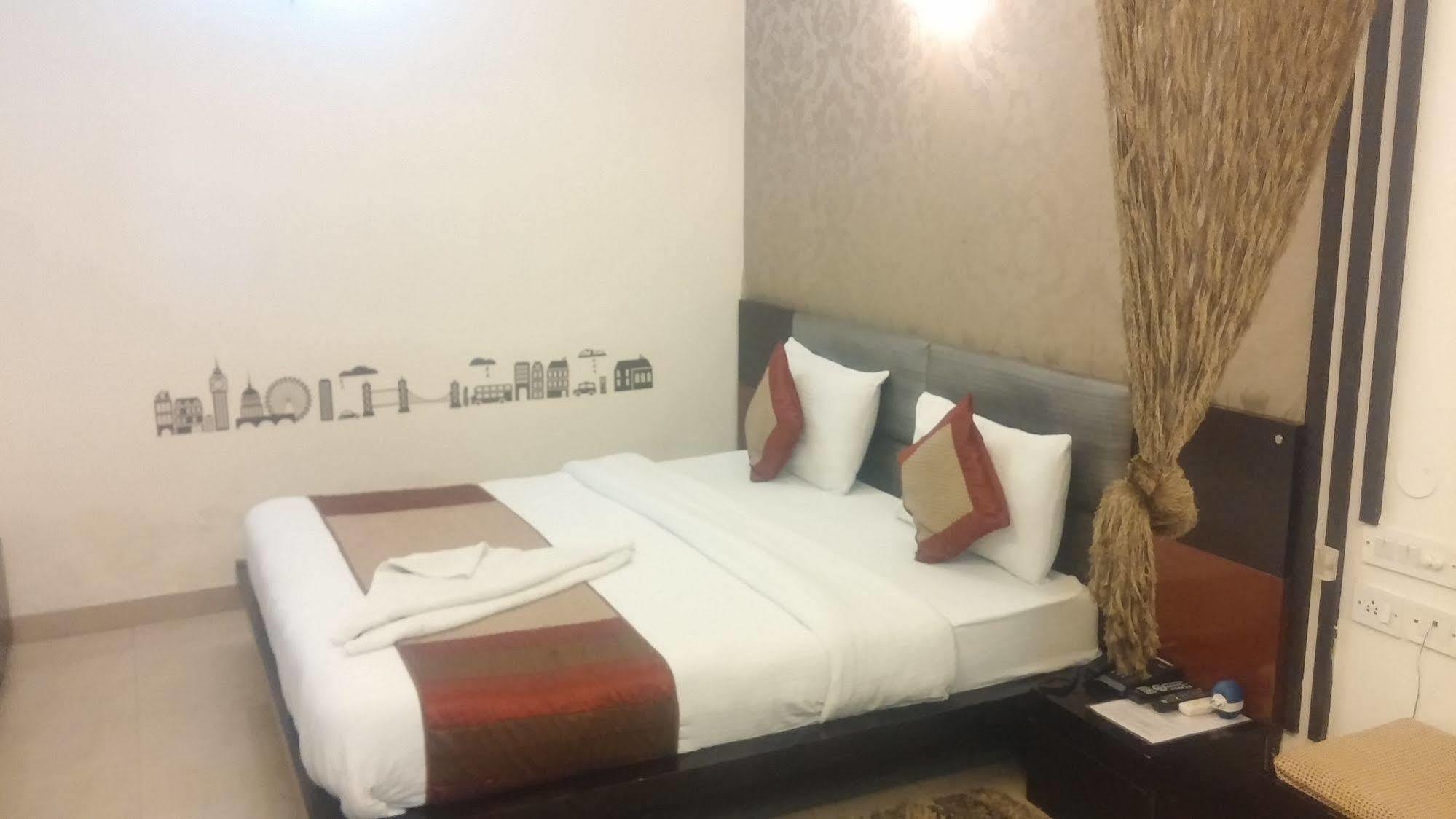 Hotel Delhi Aerocity, Nh 48 Νέο Δελχί Εξωτερικό φωτογραφία