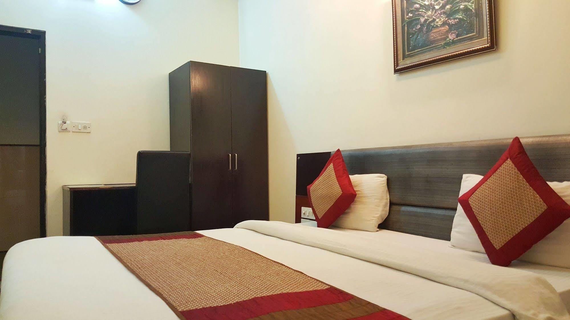 Hotel Delhi Aerocity, Nh 48 Νέο Δελχί Εξωτερικό φωτογραφία